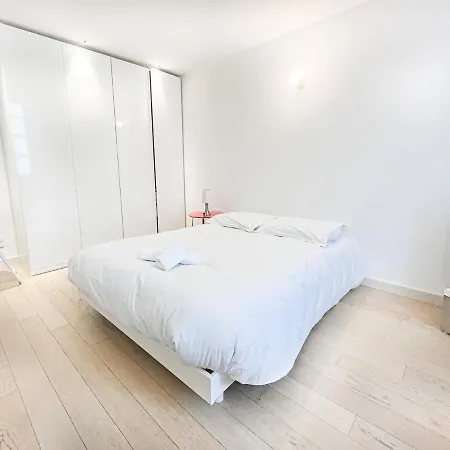 Apartment Seventh *